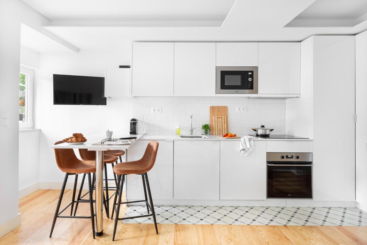 Joivy Principe Real 2Br Apt With Terrace Nearby Botanical Garden Of Lisbon Lisboa Exterior foto