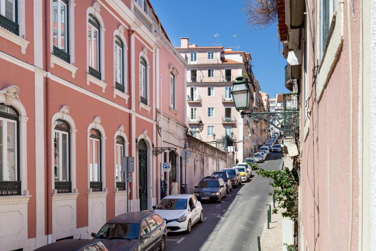 Joivy Principe Real 2Br Apt With Terrace Nearby Botanical Garden Of Lisbon Lisboa Exterior foto